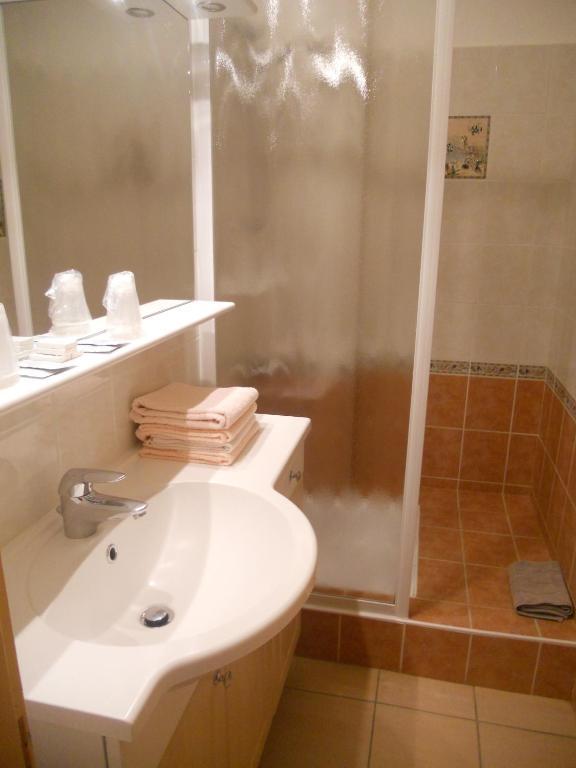 Hotel Bellevue Ayse Rom bilde